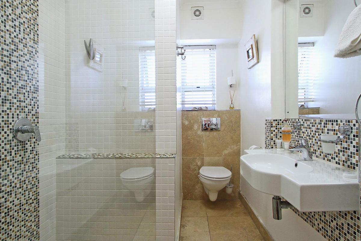 Dolphin Bay Studio With Sea Views Cape Town Exterior photo
