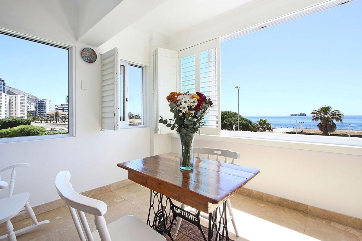 Dolphin Bay Studio With Sea Views Cape Town Exterior photo