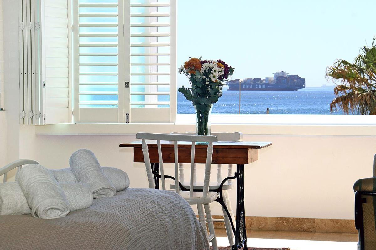 Dolphin Bay Studio With Sea Views Cape Town Exterior photo
