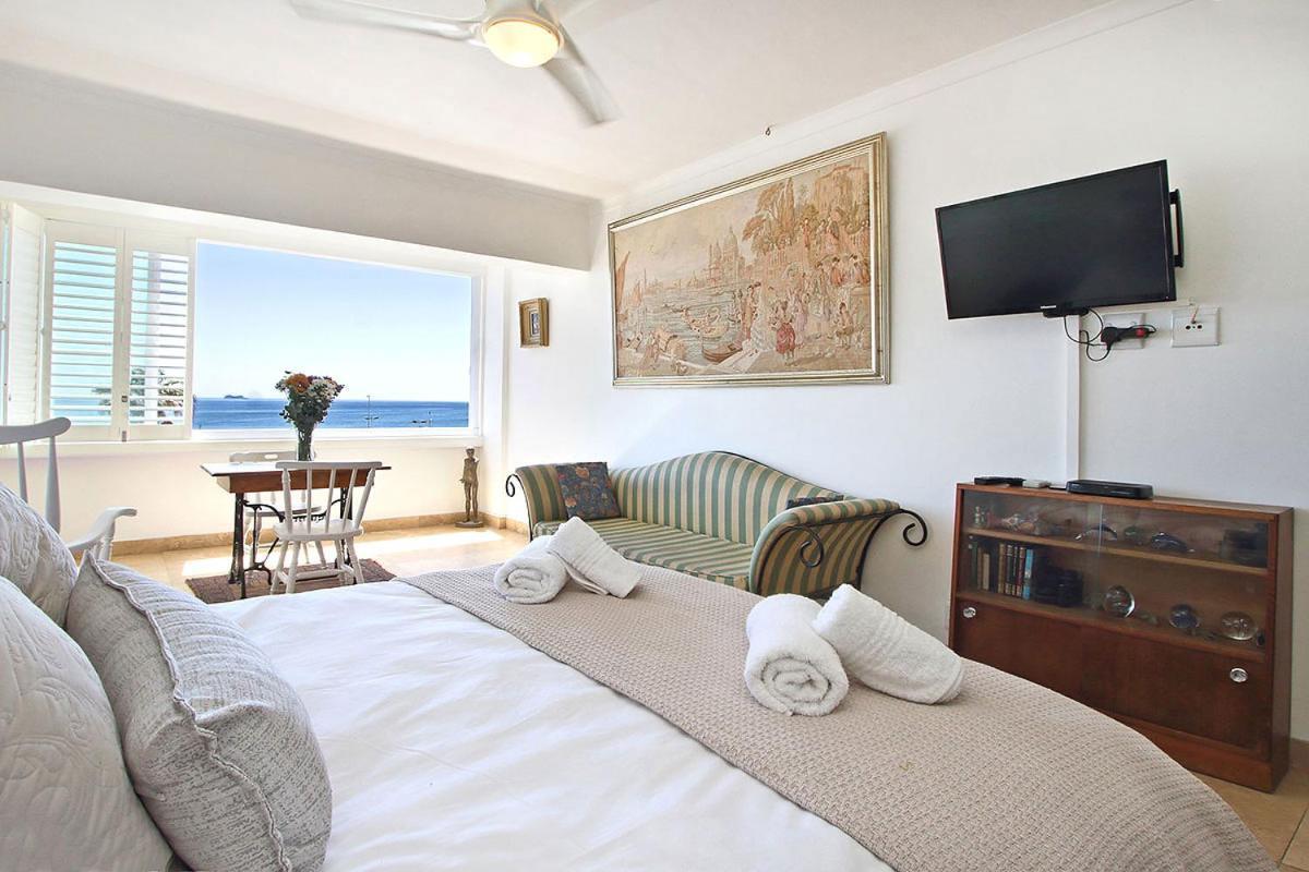 Dolphin Bay Studio With Sea Views Cape Town Exterior photo