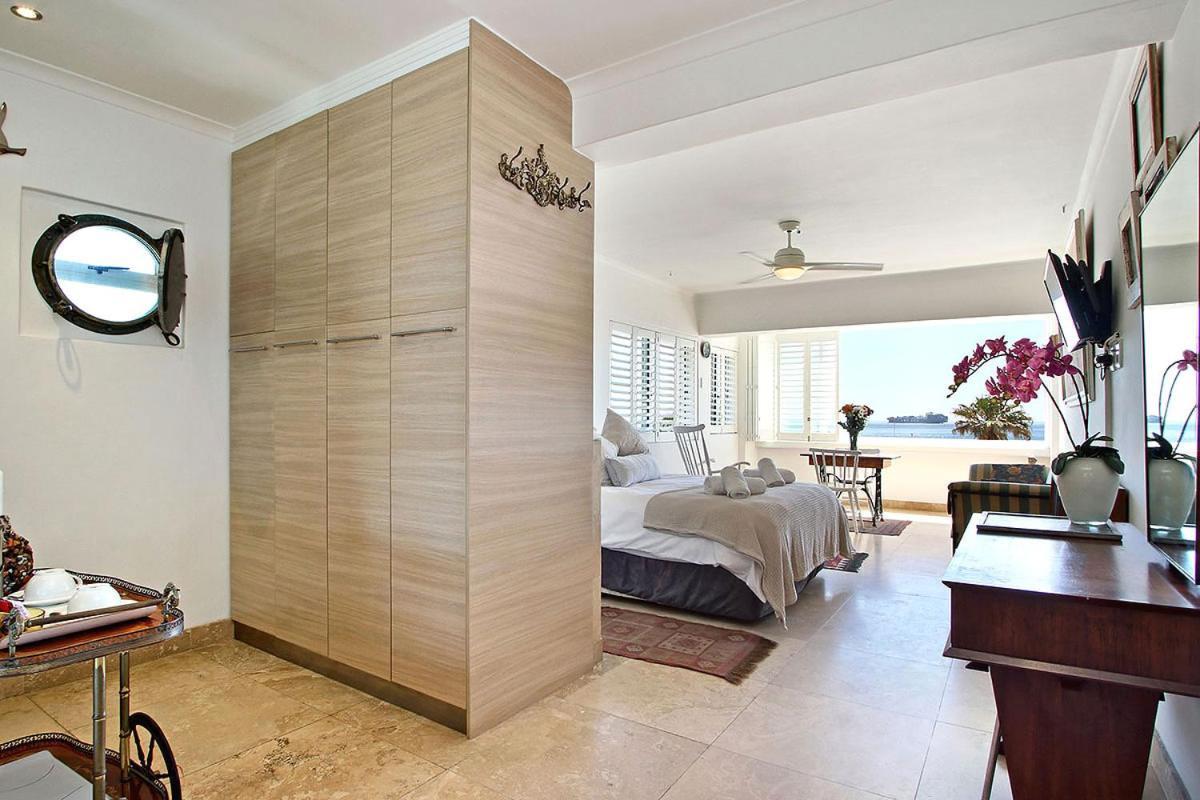 Dolphin Bay Studio With Sea Views Cape Town Exterior photo
